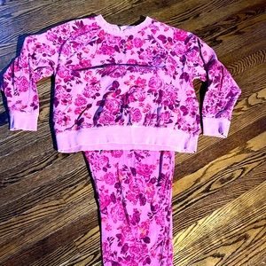 Old navy Pink rose colored sweatsuit